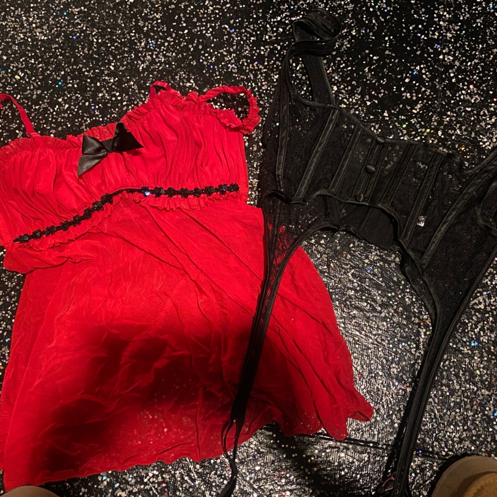 Vintage Fredericks of Hollywood lingerie tops lot sexy